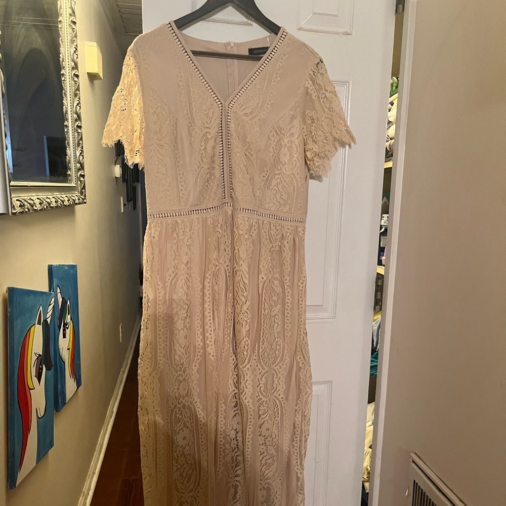 Elegant Lace Beige Dress
